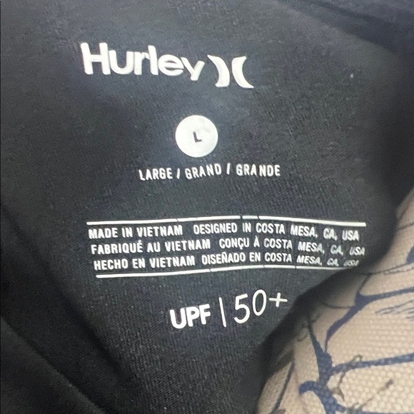 Hurley Women's Black Long Sleeve Rash Guard - Picture 2 of 8